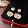 Pinkdudu Vintage Zinc Alloy Stud Earrings White Floral Cute Plastics Gold Plated Elegant Earrings PD2225