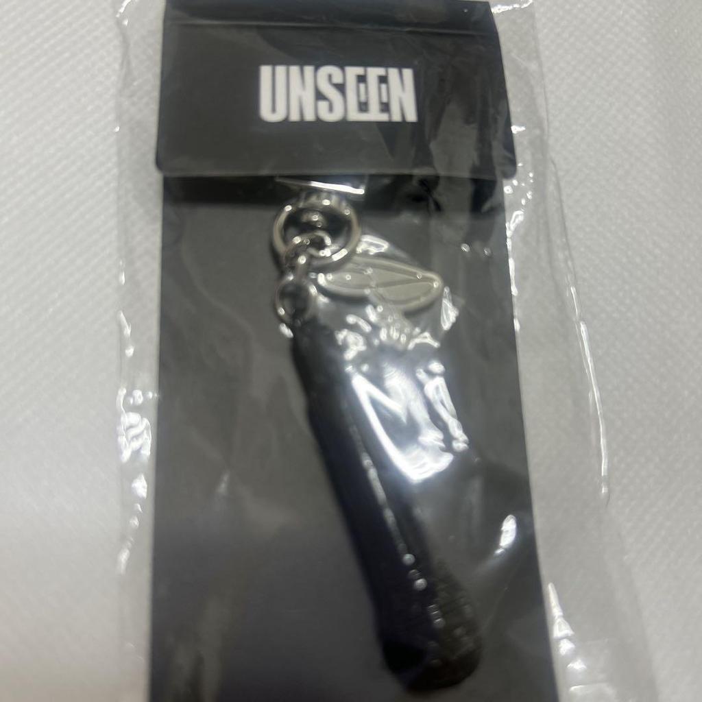 [USED] ENHYPEN UNSEEN Niki MIC KEYRING