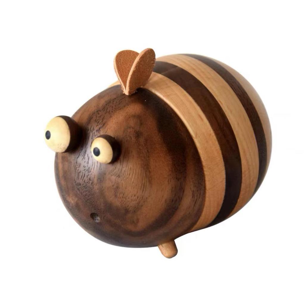 Bee Toothpick Holder: Creative Solid Wood Decorative Desktop Ornament with Cute Mushroom Design