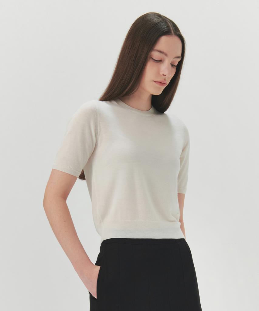 Leuba Merino-Wool Classic Round Knit - Off White