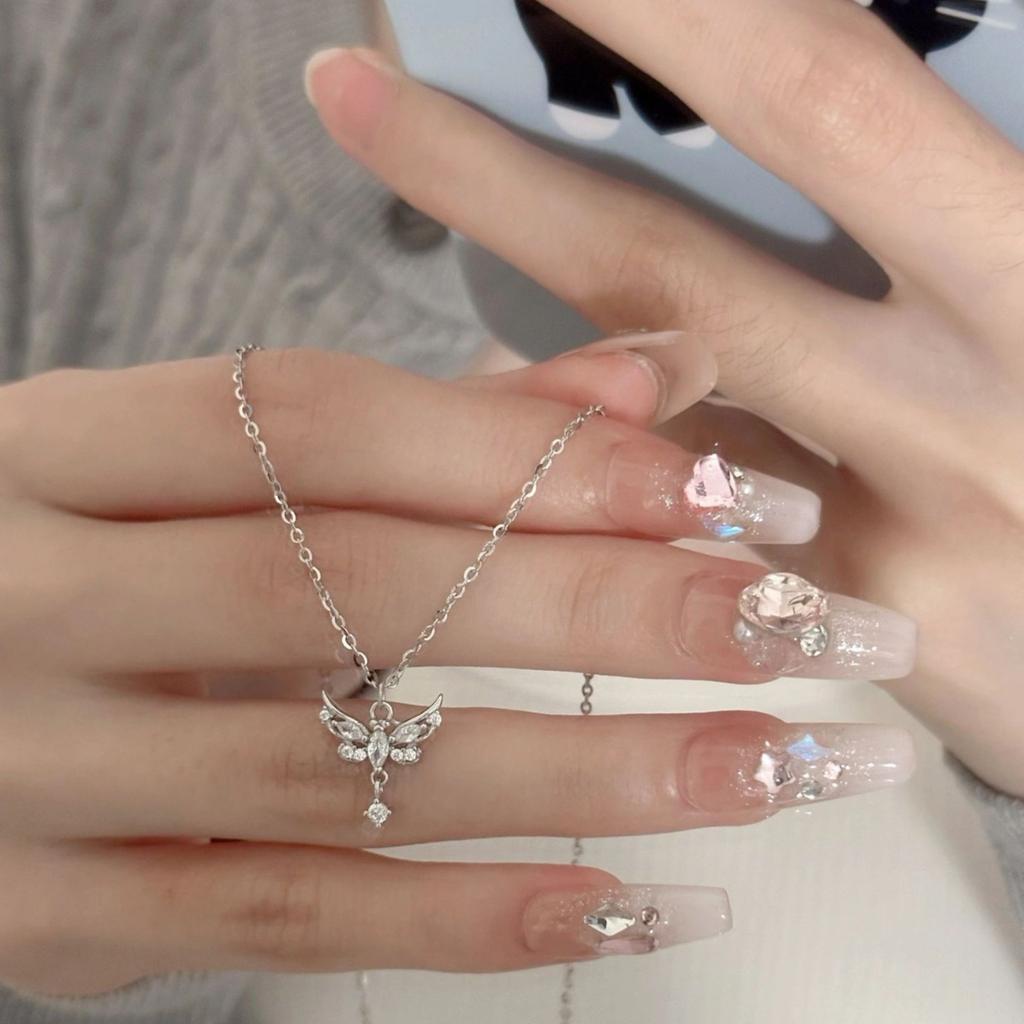 Men's and Women's Collarbone Necklace Fashion