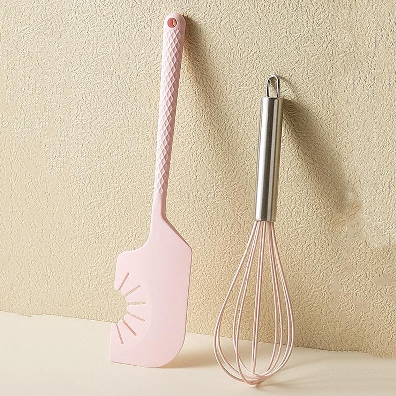 

2Pcs/Set Egg Beaters Silicone Scraper Hanging Multi-functional Resistant Cream Scraper Egg Beater Cooking Baking Kitchen Tool розовый