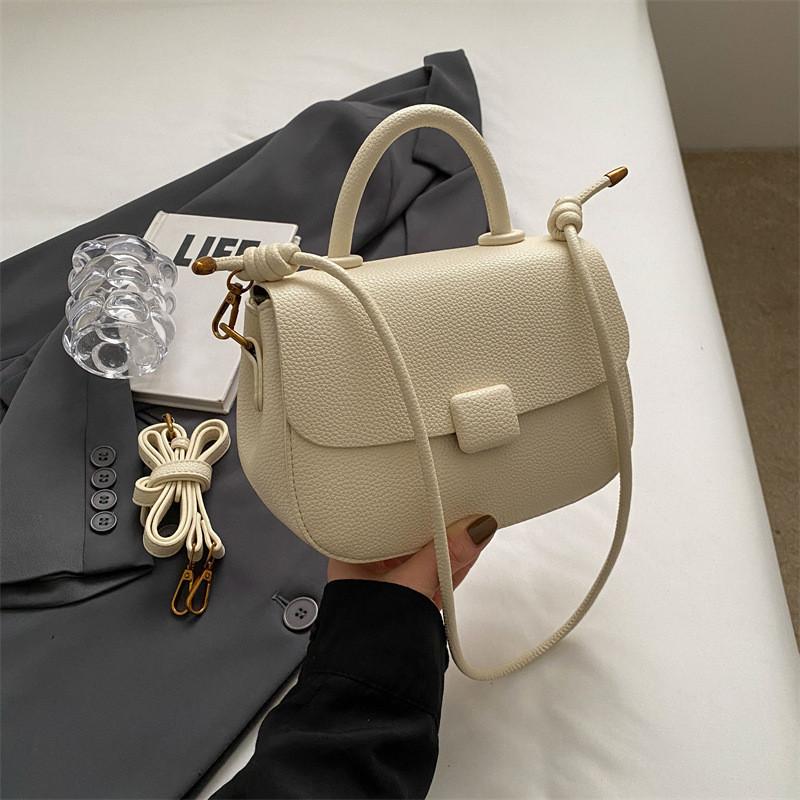 Korean Style Handbag Women 2023 New Autumn Winter Vintage Fashion Square Bag High-end Small Batch Design Shoulder Bag
