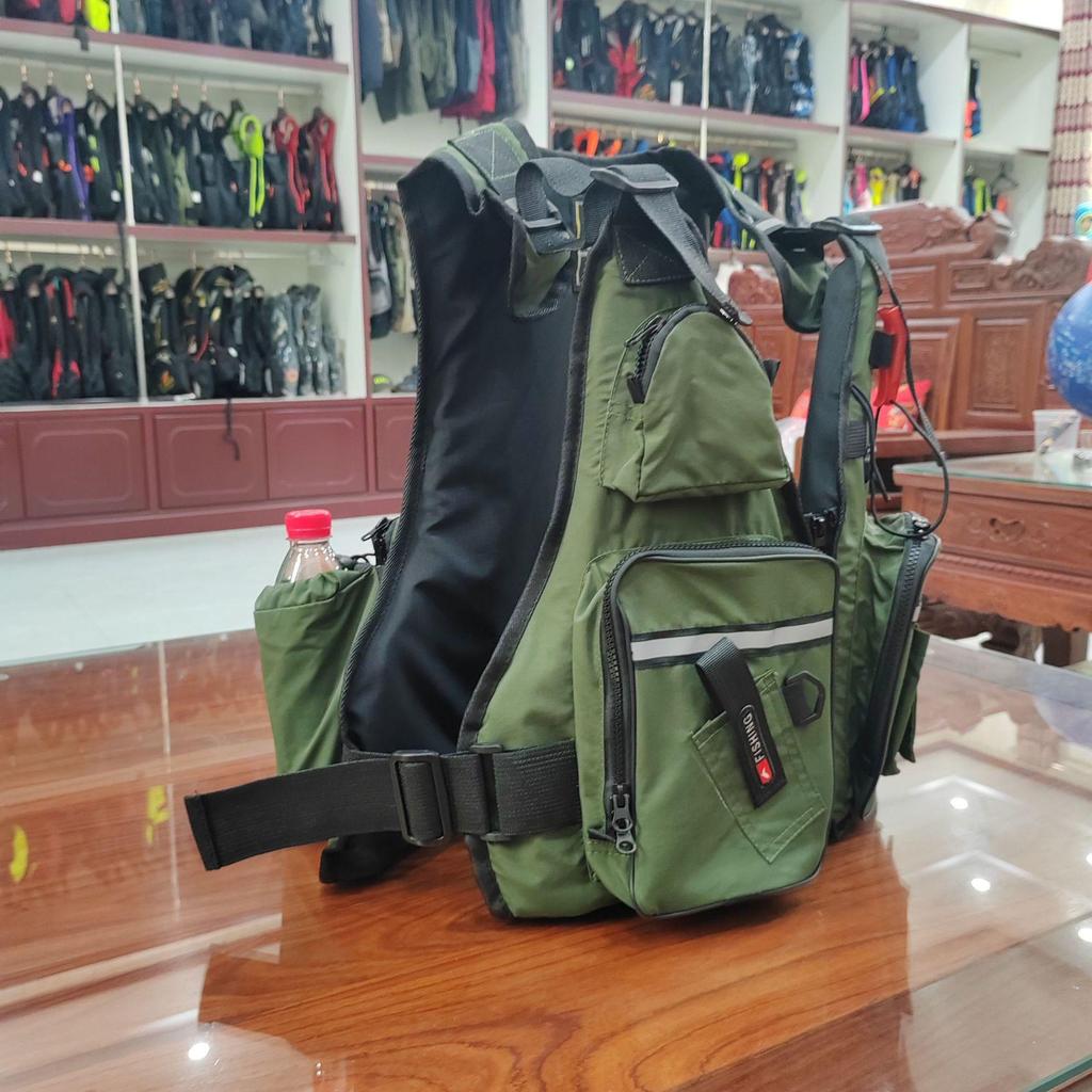 Multifunctional High-Buoyancy Fishing Vest with Customizable Logo for Rock and Sea Fishing