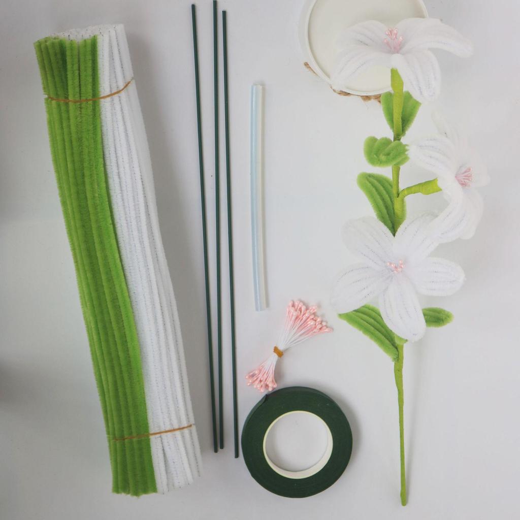Handmade Bellflower Chenille Stem Bouquet - DIY Material Pack & Small Gift