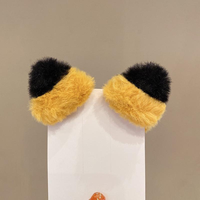 2Pcs/set Plush Animal Ears Hair Claw Clip for Kids Soft Cute Kawaii Cartoon Fuzzy Snap Clip for Children Girls Accessories Gift