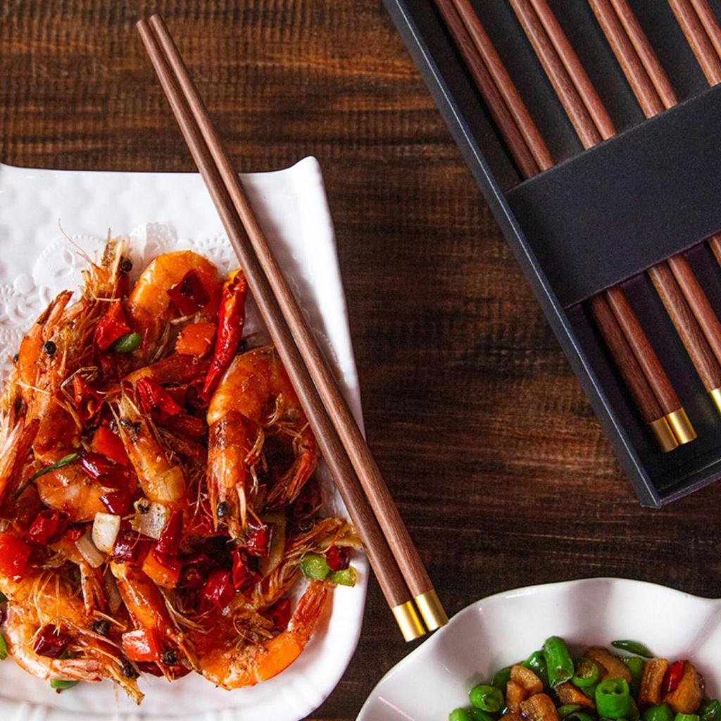 Set de Bețișoare din Oțel Inoxidabil, 5 Perechi, Reutilizabile, Ușoare, Metalice, Japoneze, Chinezești, Coreene, Anti-alunecare, Sigure pentru Mașina de Spălat Vase