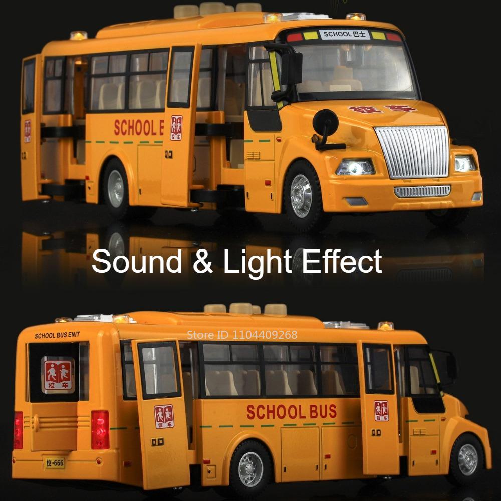 1:24 Scale School Bus Model Toy Alloy Diecast Pull Back Doors Opened Simulation Storytelling Vehicles Sound Light Gift for Child