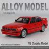 1/24 Rolls-Royce Phantom Alloy Car Model with Sound, Light, and Starry Sky Roof for Kids' Collection and Decoration.
