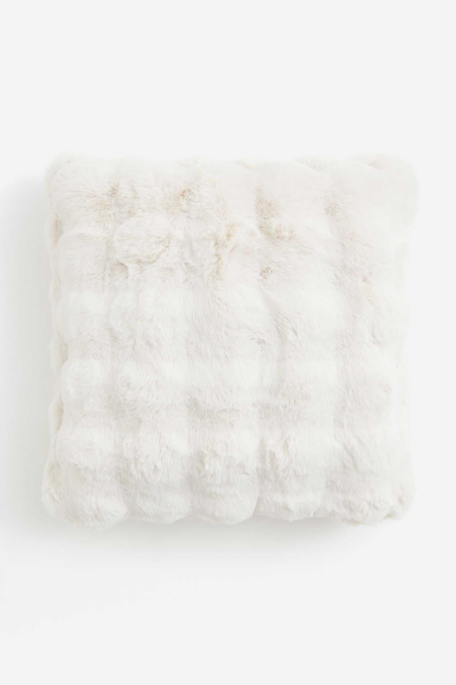 

Fluffy cushion cover