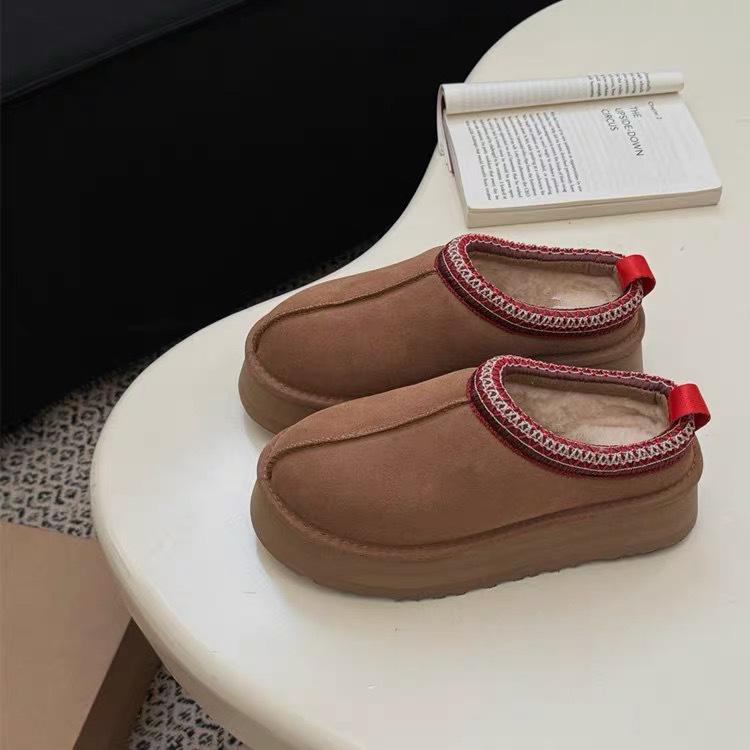 2025 Houmingzu Half Slippers: Women's Winter Plush Warm Cotton Shoes, One-Piece Fur Snow Boots for Outdoor Wear