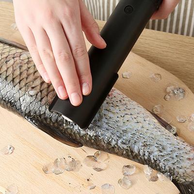 Automatische Fischschuppenentferner-Maschine in Gewerbequalität, tragbar, kabellos und mobil für flexiblen Einsatz überall. Professionelle Küche