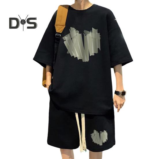 2Pcs/Set Men Summer Outfit Round Neck Short Sleeve Tops Wide Leg Shorts Set Heart Pattern Loose Fit Tracksuit