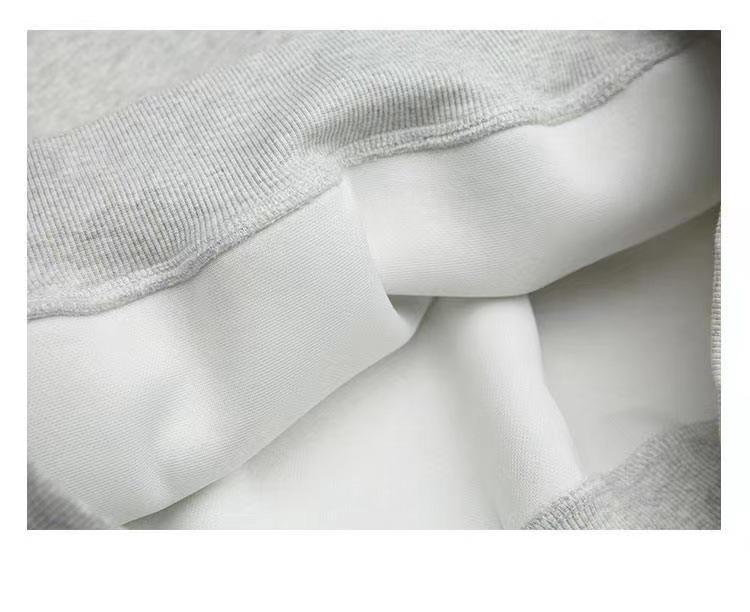 450g Unisex Heavyweight Cropped Hoodie with Cleanfit Silhouette
