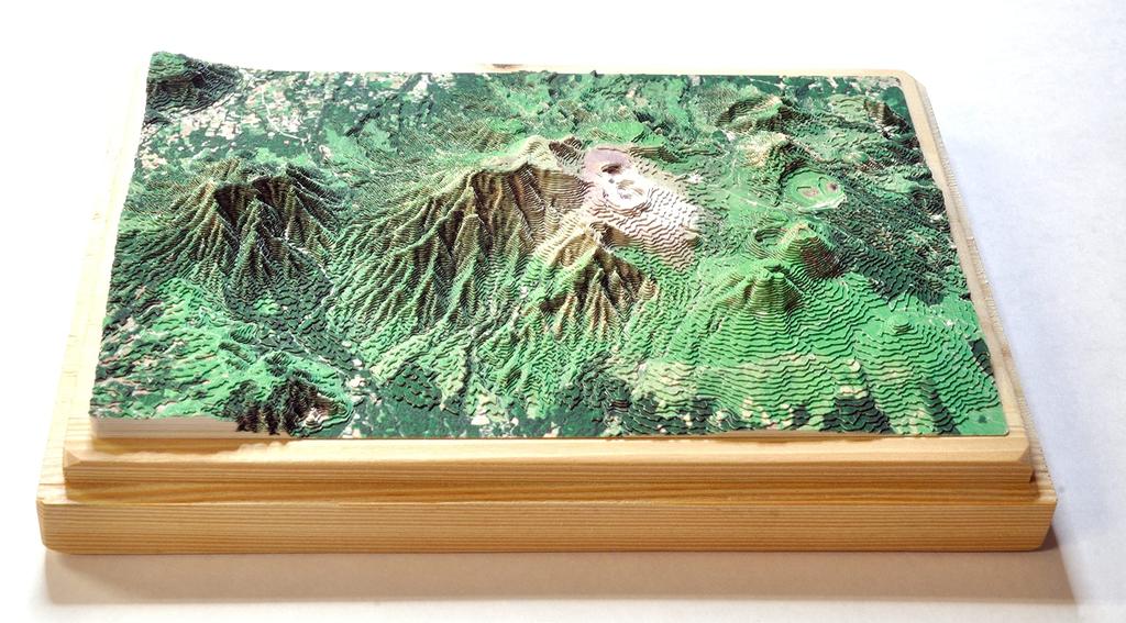 Kamitake Peaks of Aso "Five (Summer) 1100,000" (Kit)