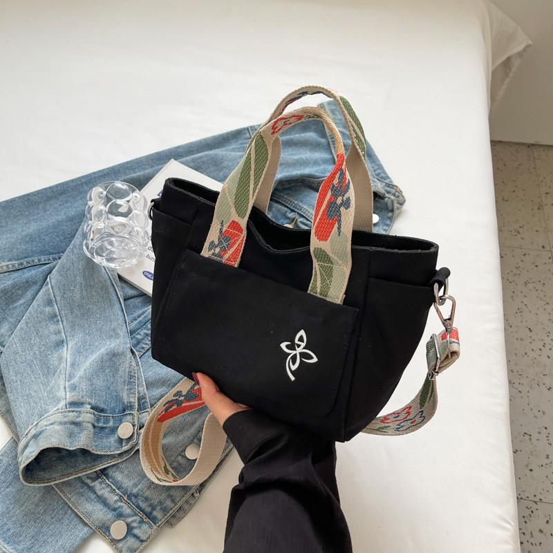 2024 New Korean Fashion Casual Handbag Women Street Trend Canvas Tote Bag