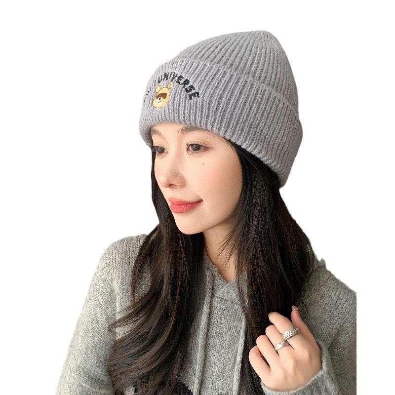 Knitted Hat for Autumn and Winter, Unisex, Warm and Versatile, Korean Style Cute Bear Design, Fleece-lined, Ear-protecting, Casual and Fashionable