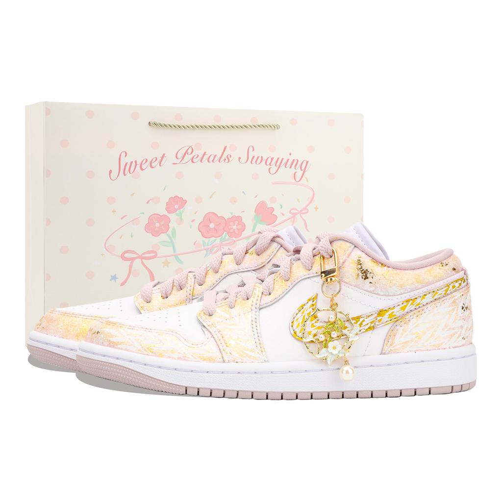 Jordan Air Jordan 1 Moonbathed, Aphrodite's Kiss Cushioning Slip Resistant Low Top Vintage Basketball Shoes Unisex DC0774-606(Team1390)