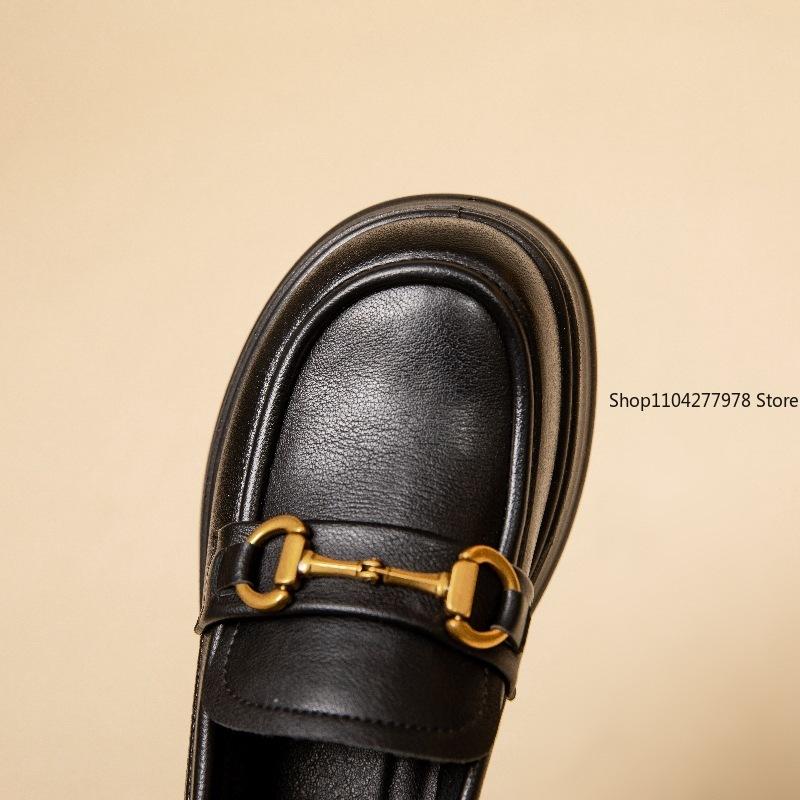 Fashion Metal Buckle British Pu Leather Loafers Women's Doudou Shoes Pumps New Korean Version Single Shoes 2025 Women's Flats