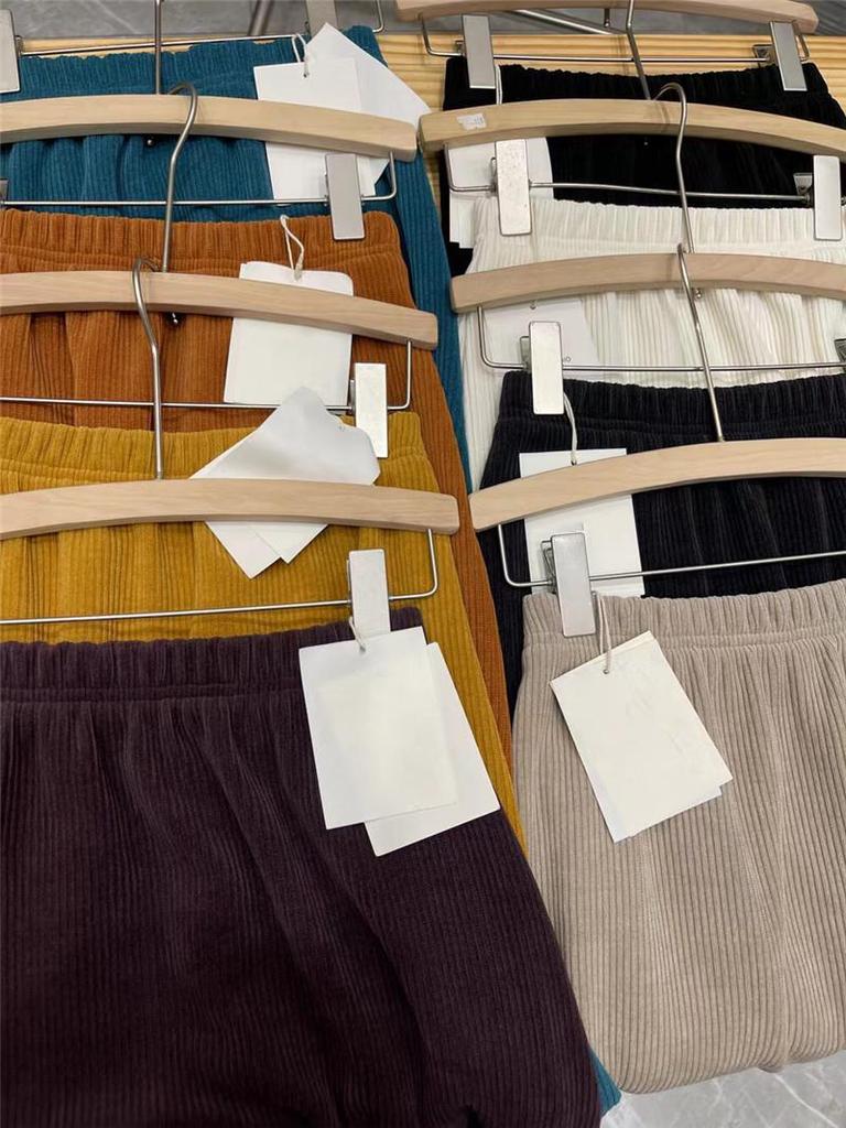 Damen Midirock aus Cord-Chenille mit hohem Bund und Schlitz hinten