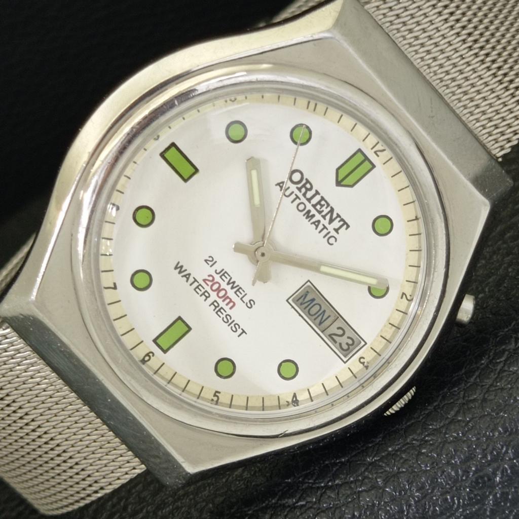 

VINTAGE ORIENT AUTOMATIC 46941 JAPAN MENS WHITE COLOR DIAL WATCH a700642-5 R204-a700642