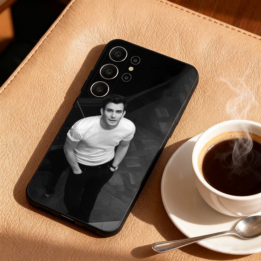 

Dashing L-Luke T-Thompson Phone Case For Samsung S26,S25,24,23,22,30,21,10,9,Ultra,Plus,Lite,FE Soft Black Case Samsung S24Plus