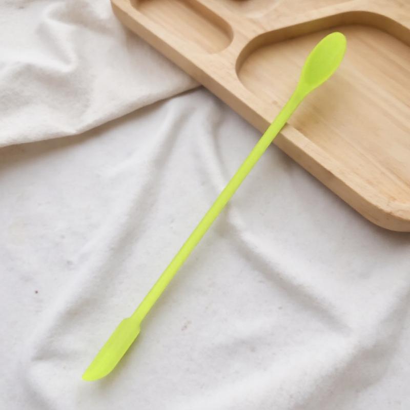 

Double-Tipped Silicone Spatula for Baking and Cooking - Versatile Scraper for Jars Bottles Mixing DIY Kitchen Tools