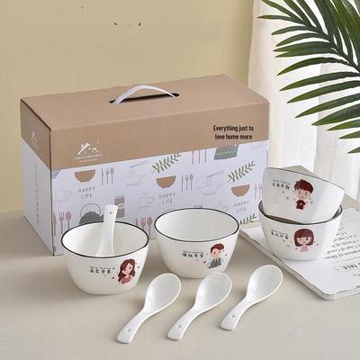 Krmení pevnou stravou – Nádobí pro děti