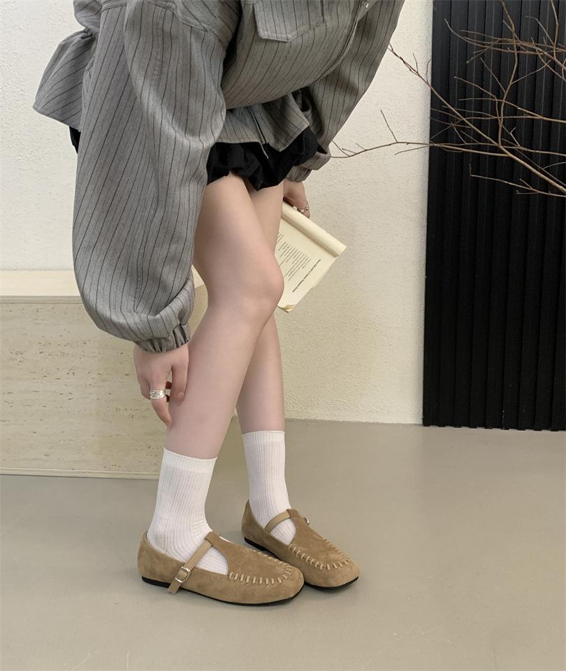 

Thick heel light mouth Mary Jane shoes square head French flat-soled single shoes autumn new casual soft-soled shoes grandma shoes 39 хаки