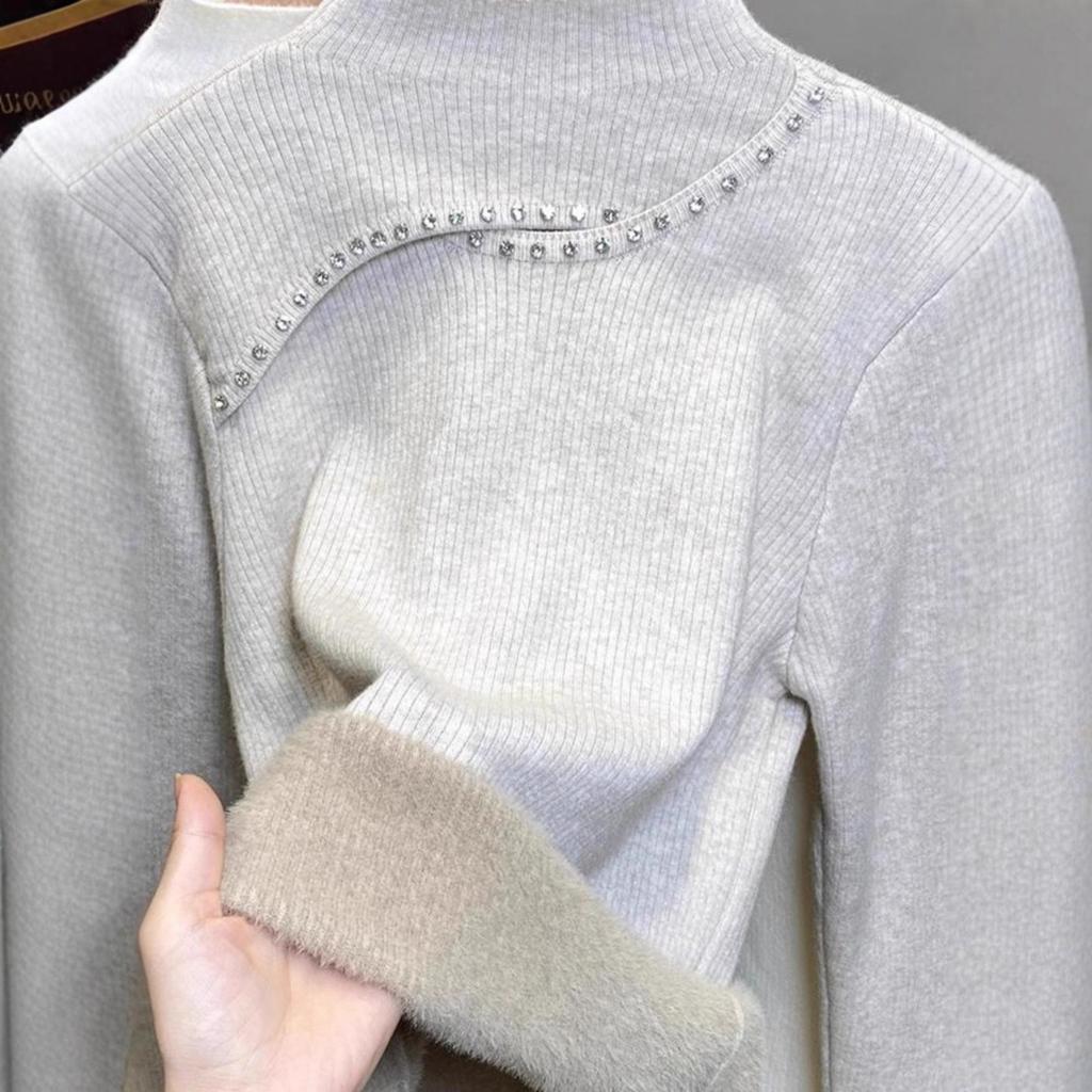 Fleece semi-turtleneck sweater women's integrated fleece thickened bottoming shirt autumn and winter new knitted sweater beaded top tide
