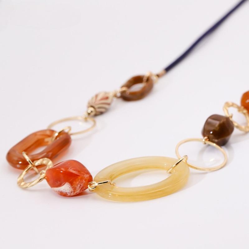 Handmade Resin Women's Necklace - Geometric Sweater Chain Jewelry Suitable for Daily Wear & Parties, Elegant Minimalist Layering