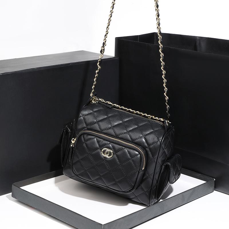 Geantă mică stil parfum pentru primăvara și vara pentru femei, nouă, geantă foto pe un umăr, geantă vagabond, geantă de braț high-end cu lanț