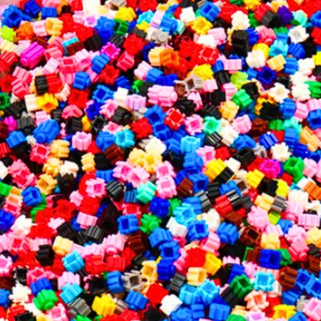 Kuromi Construction Brick Set Sanrio Building Blocks 788 Pcs.