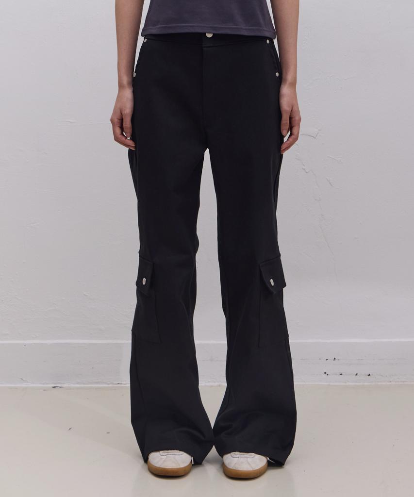Ebeulisi Eyelet Wide Cotton Cargo Pants (Black)
