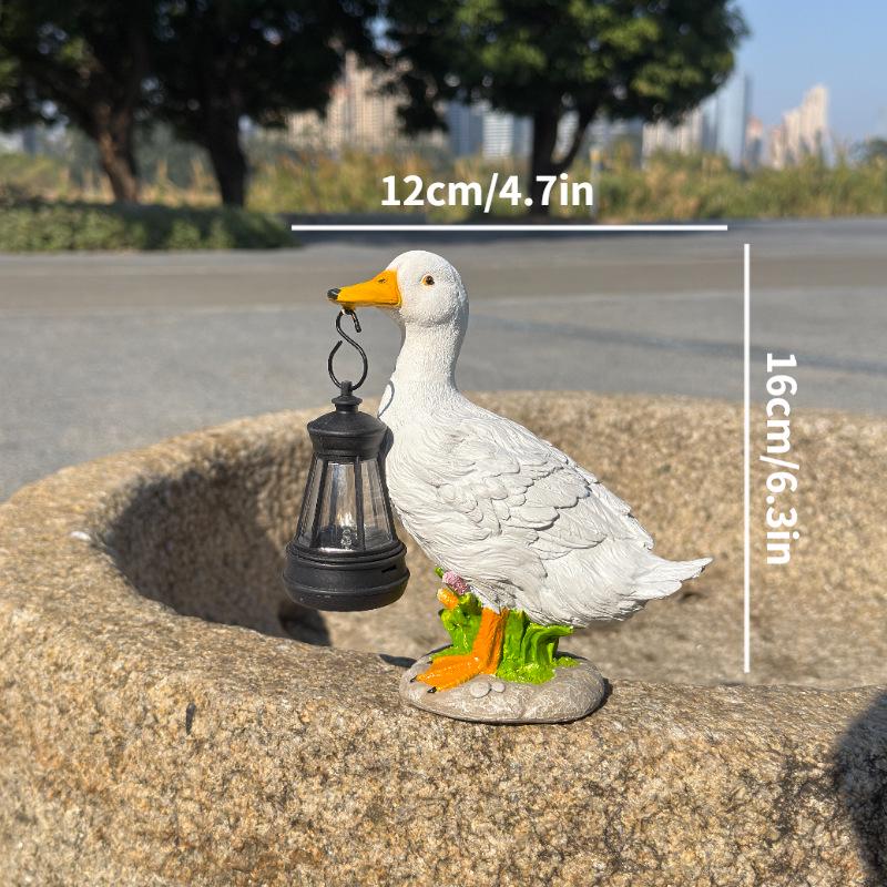 American Animal Resin Duck Solar Lamp for Outdoor Garden Decor