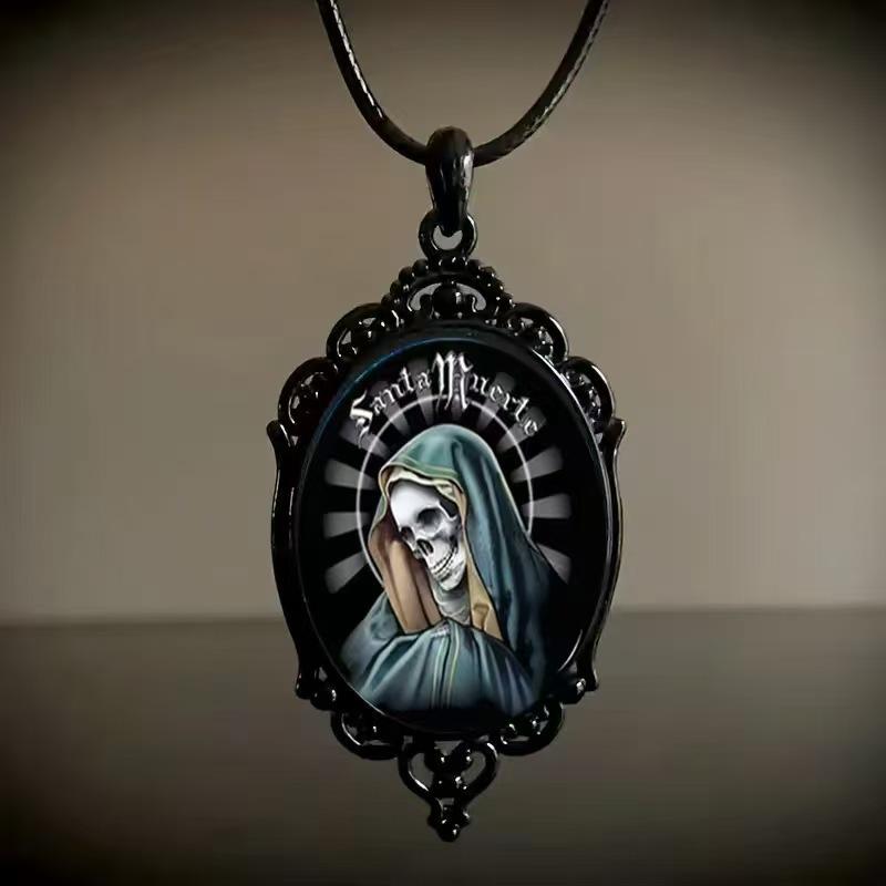 Vintage Oval Glass Alloy Pendant Necklace Jewelry