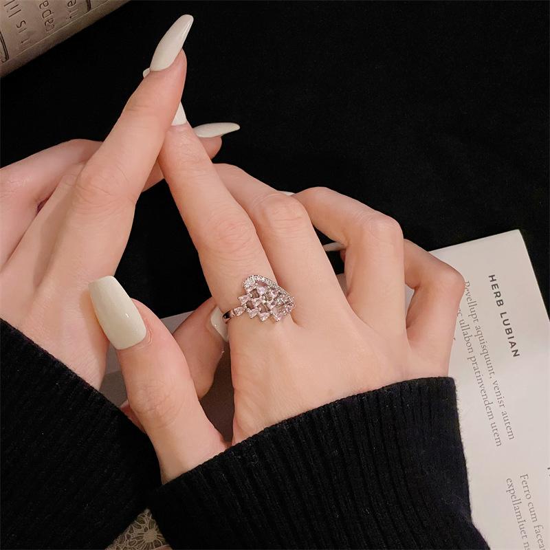 Open Ring Female Retro Niche Design Light Luxury High Sense Medium Antique Geometric French Ring