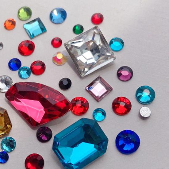 Stylové kamínky na nehty Vynikající pryskyřice DIY