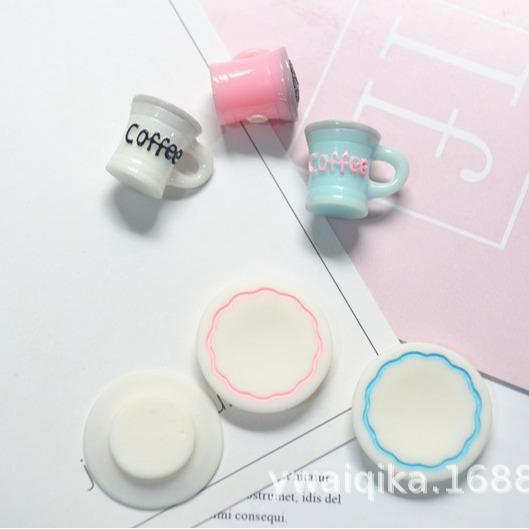 Mini-DIY-Mikrolandschafts-Kaffeetasse und Untertasse aus Kunstharz zum Spielen oder Ausstellen