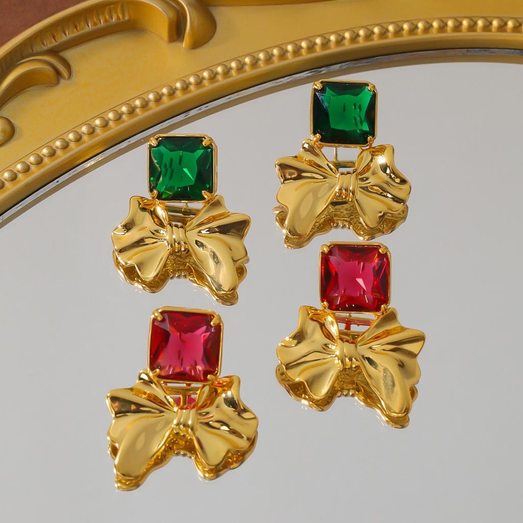 Light Luxury Sugar Red Green Gemstone Earrings Warm New Retro Temperament Fashionable Trendy Studded