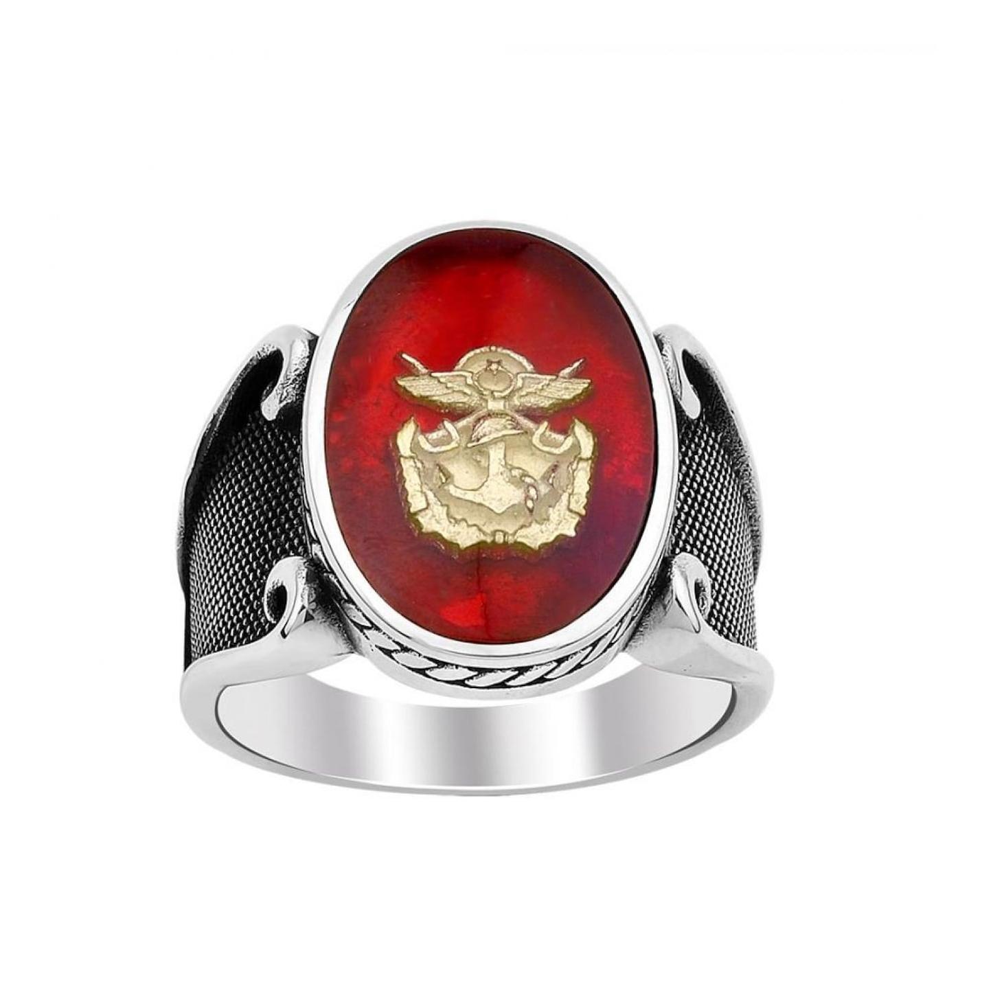 

Красное эмалированное кольцо с эмблемой Генерального штаба