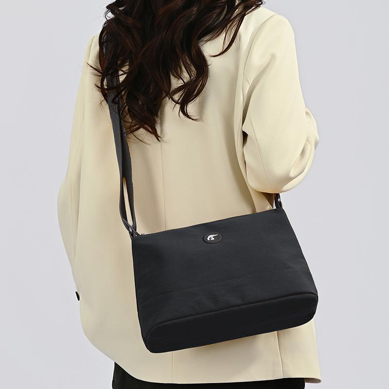 Nylon Crossbody Bag Women's Lightweight Commuter Shoulder Bag Multi-compartment Small Square Bag