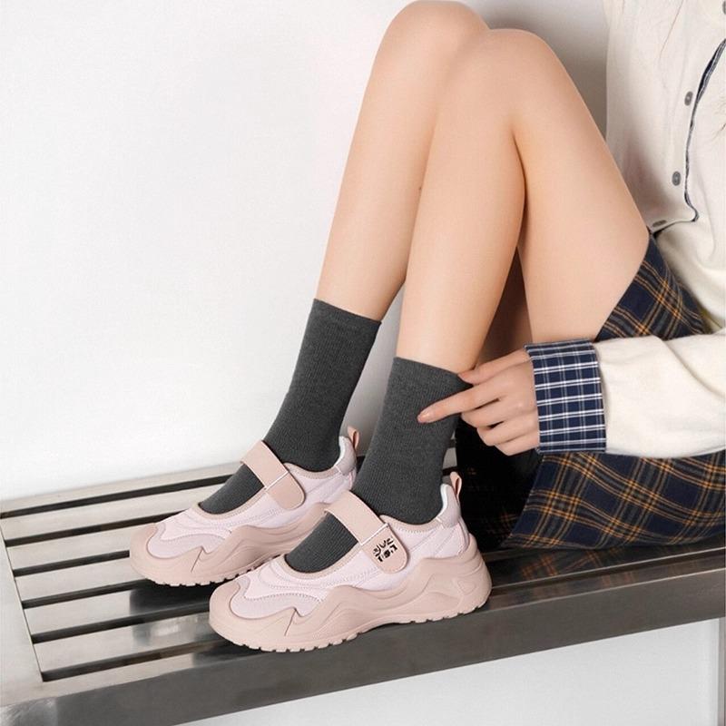 Retro Forrest Gump training shoes 2025 summer and autumn new thick-soled Velcro sports sandals women's shallow mouth Mary Jane women's shoes