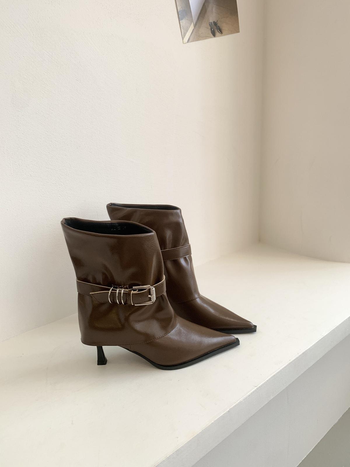 

French temperament pointed high heel short boots women s belt buckle design thin heel trouser boots knight short boots 40 темно-коричневого кольору