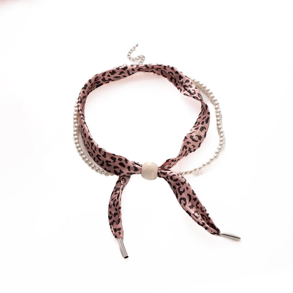 Silk Scarf Necklace with Retro Maillard Pattern - Niche Design Accessory for Women