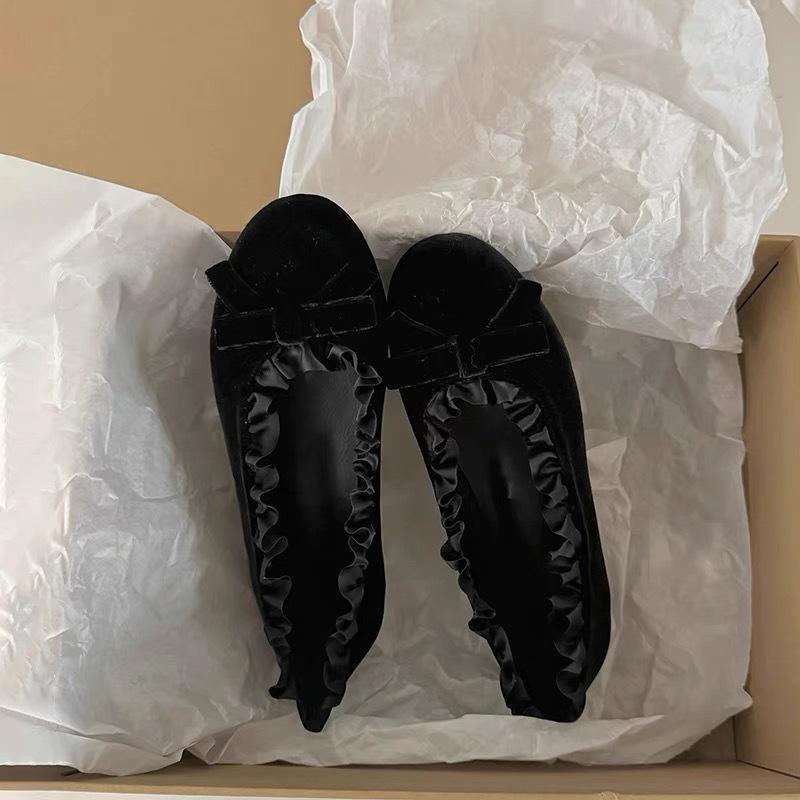 Fashion Hot Sales Flat Shoes For Woman Velvet Folds Ballet  Retro Round Toe Casual Women Daily Comfort Walking Shoes Women