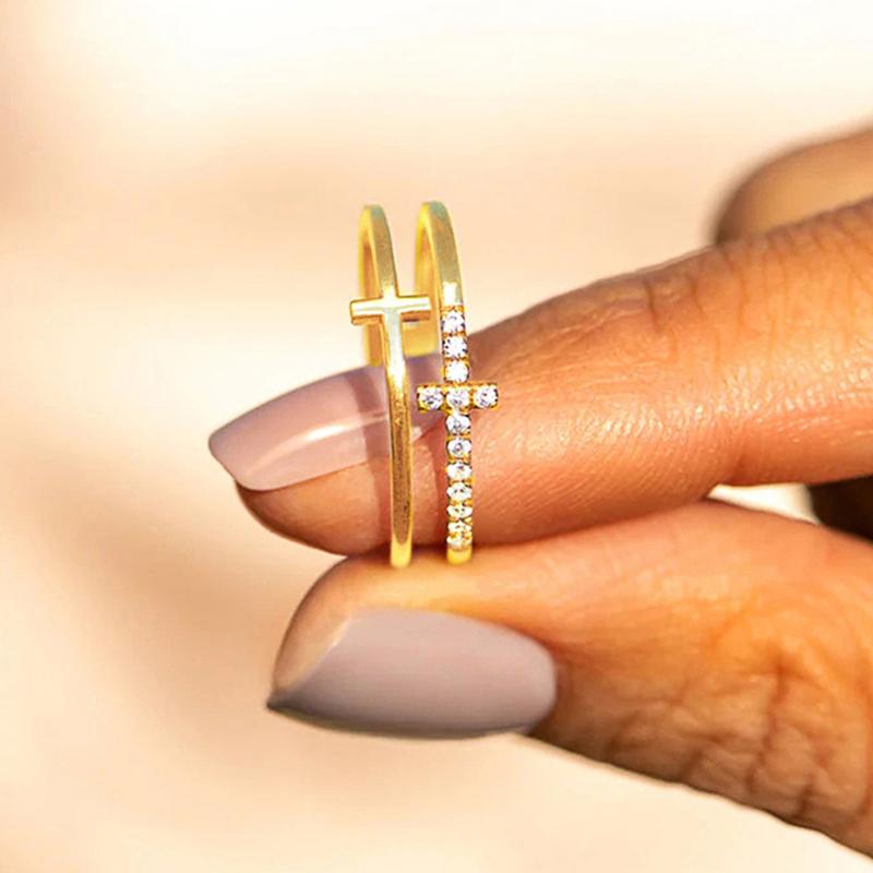 Anello a Croce Huitan alla Moda a Doppio Strato Femminile Micro Pavé Piccoli Zirconi Dita per Uso Quotidiano Accessori Versatili da Donna