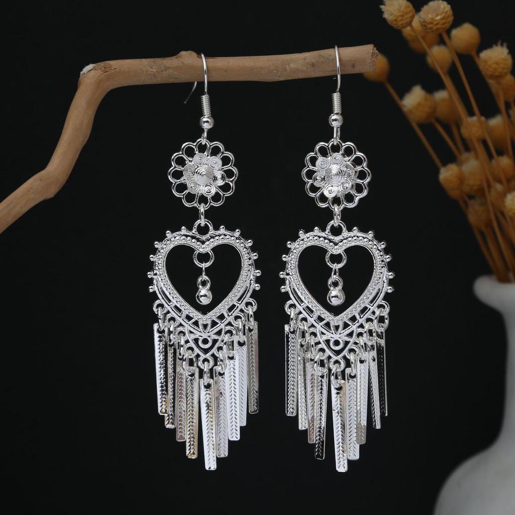 Miao Silver Tassel Earrings: Ethnic Style, Fashionable Exaggeration, Light Luxury Design