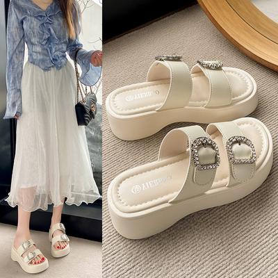 European and American Fashion Rhinestone Belt Buckle Thick-soled Cool Slippers 2025 Summer Beach Foreign Trade Large-size Women's Shoes