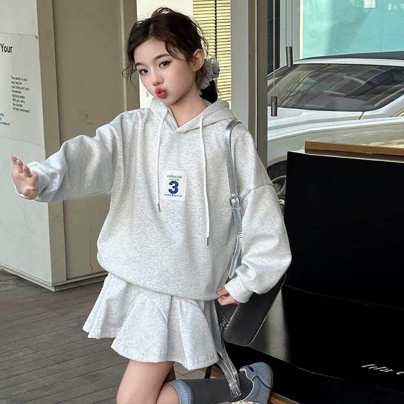 

Autumn 2025 Girls Hooded Sweatshirt & Petal Skirt Two-Piece Set 120 cm